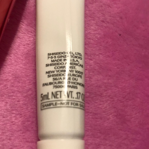 Shiseido Mini Bundle(New) - Picture 7 of 9